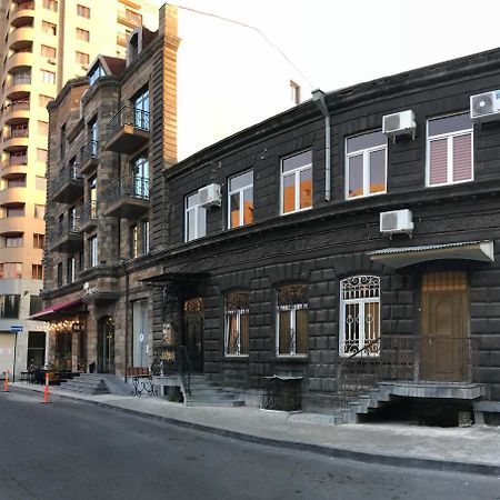 Apartment By Family Hotel يريفان المظهر الخارجي الصورة