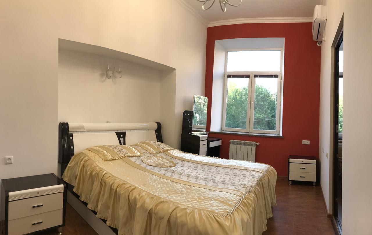 Apartment By Family Hotel يريفان المظهر الخارجي الصورة
